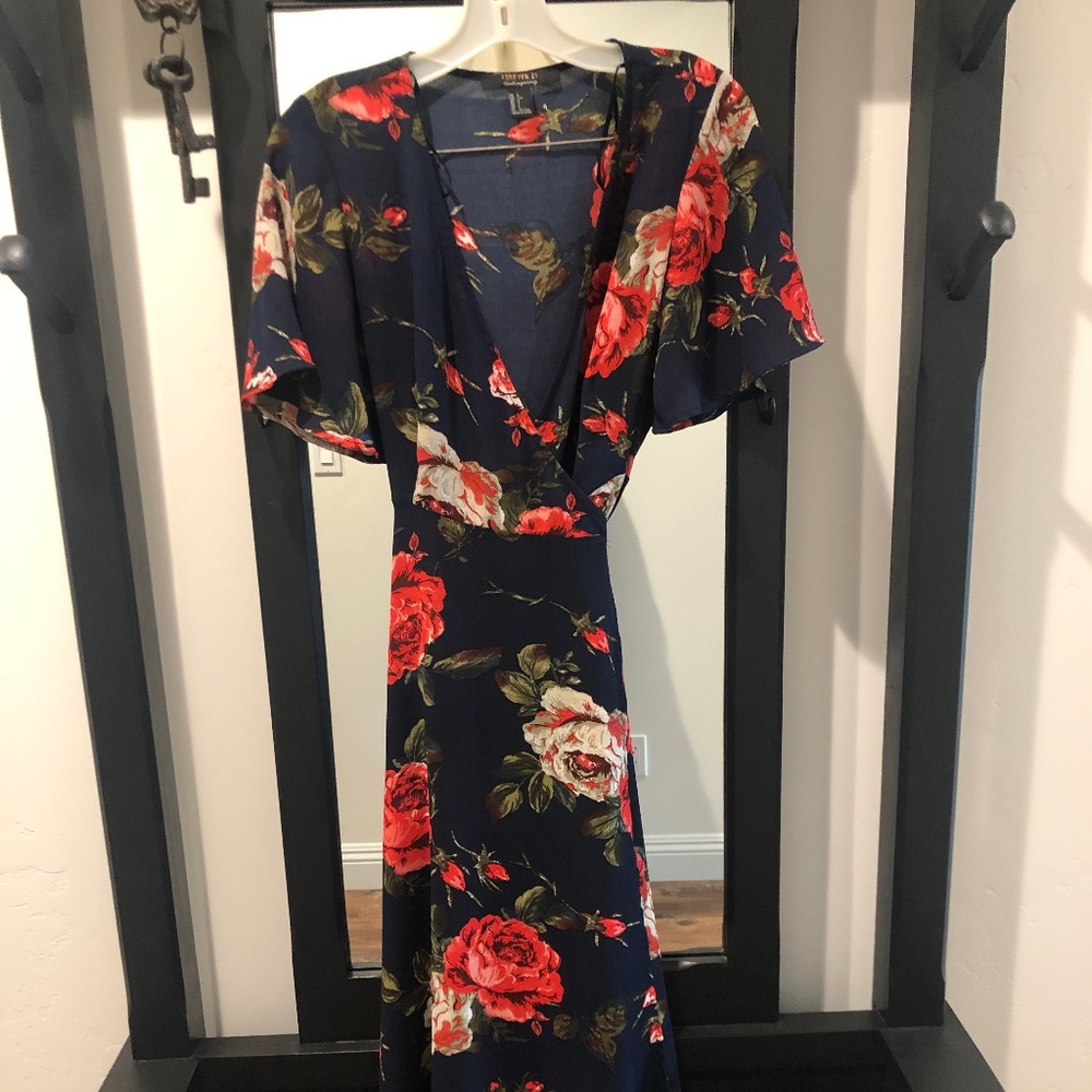 Forever 21 Contemporary Wrap Floral Dress